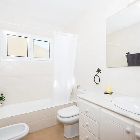Cala Galdana Sleeps 8 With Pool And Air Con Cala Galdana (Menorca)